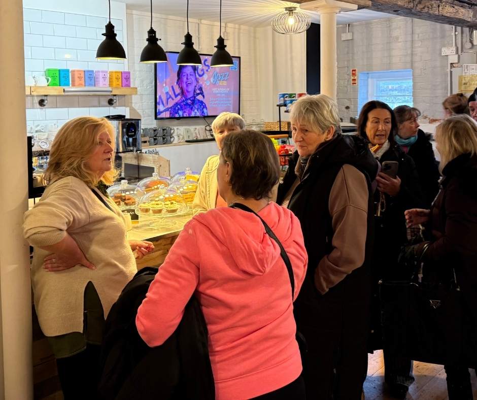 SMart Cafe - crowd at counter